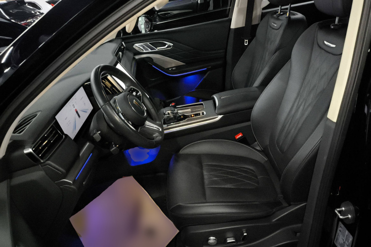 红旗HS7 PHEV 2024款 2.0T PHEV 四驱旗畅版 6座局部细节19