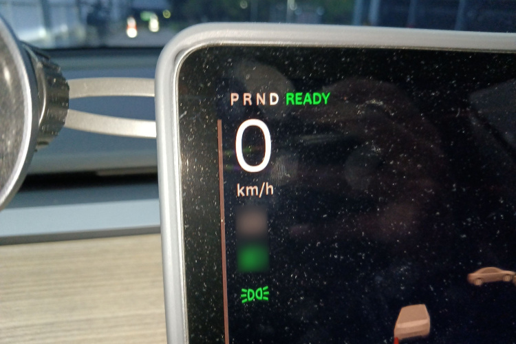 特斯拉 Model 3 2022款 Performance高性能全轮驱动版局部细节14