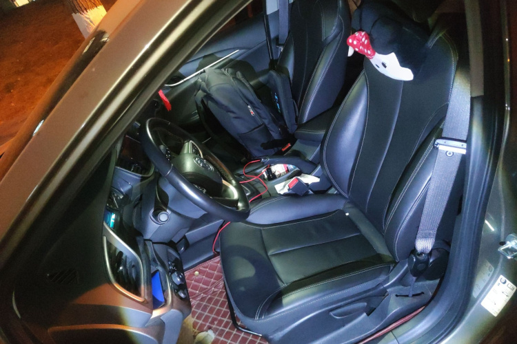 别克 英朗 2019款 18T 自动互联精英型 国VI中控内饰19