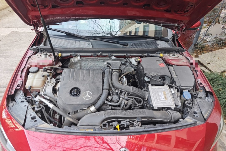 奔驰A级 2019款 改款 A 180 L 运动轿车局部细节24