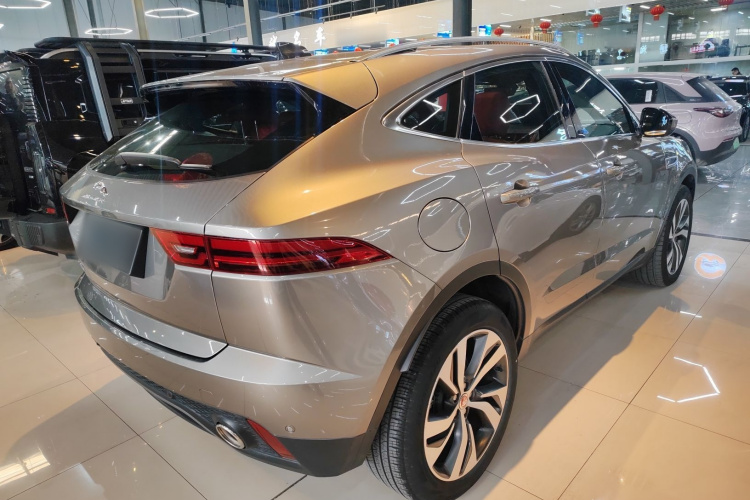 捷豹E-PACE 2024款 进取运动版 R-DYNAMIC S车身外观6005