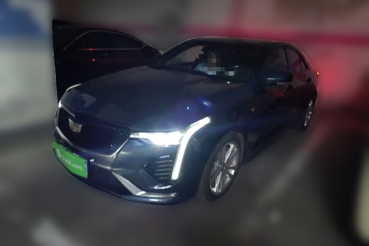 凯迪拉克CT4 2021款 28T 风尚型车身外观1