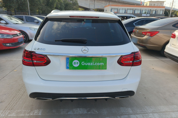 奔驰C级(进口) 2020款 改款 C 260 旅行轿车车身外观6