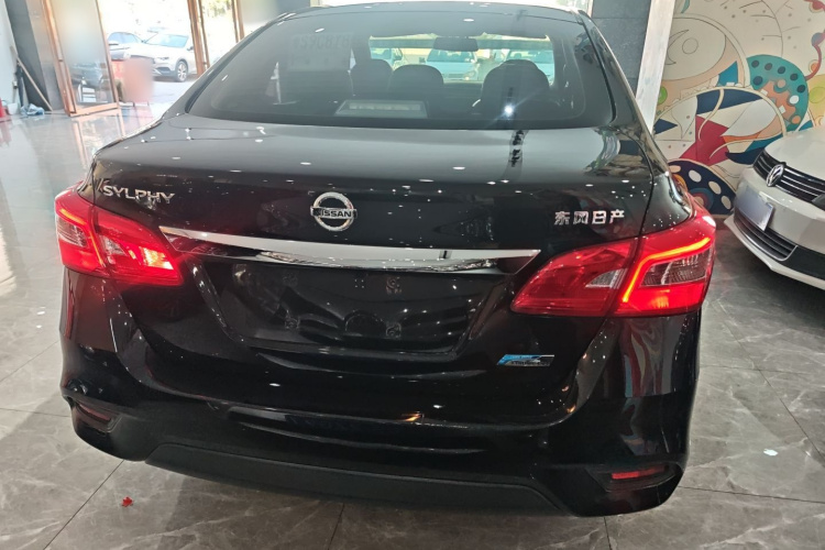 日产 轩逸 2016款 1.6XL  CVT尊享版车身外观6