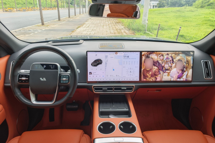 理想汽车 理想L9 2024款 Ultra中控内饰7002