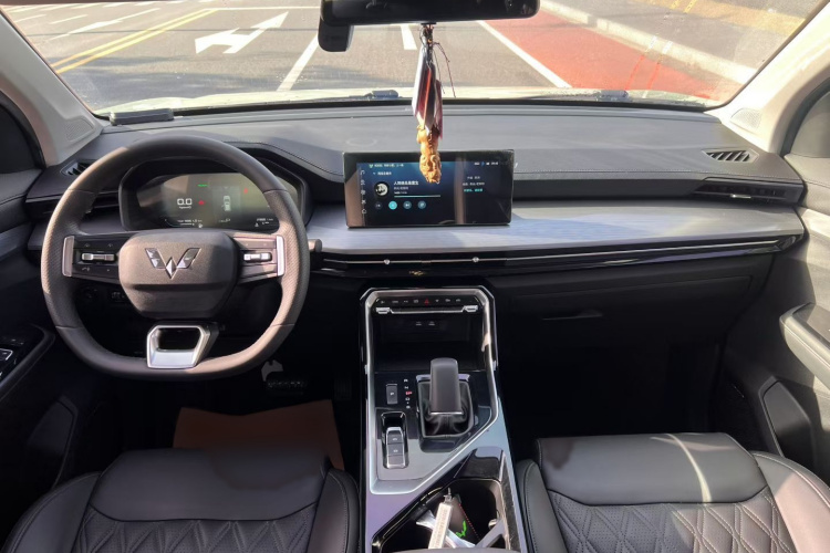 五菱汽车 五菱星辰 2022款 2.0L DHT电速款中控内饰7004