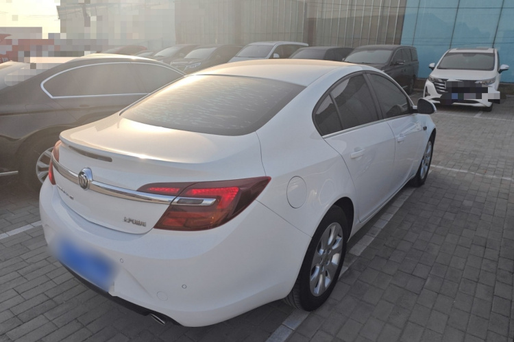 别克 君威 2015款 1.6T 领先技术型车身外观7