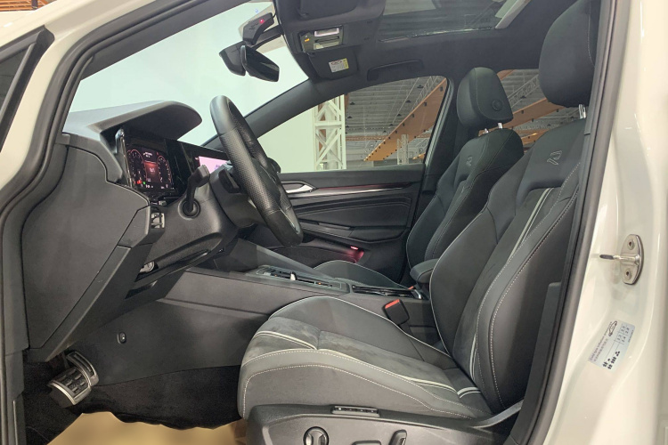 大众 高尔夫 2023款 改款 280TSI DSG R-Line Lite中控内饰7002