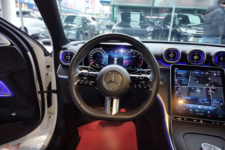 奔驰C级 2023款 改款 C 200 L 运动版中控内饰13