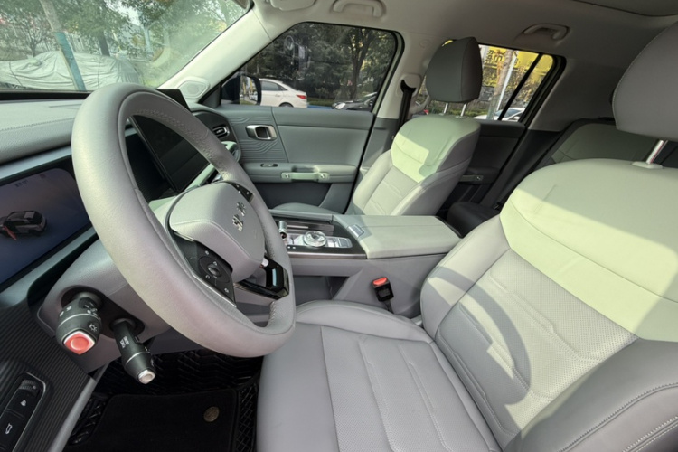 北京BJ30 2024款 1.5T 魔核电驱进阶版中控内饰7006