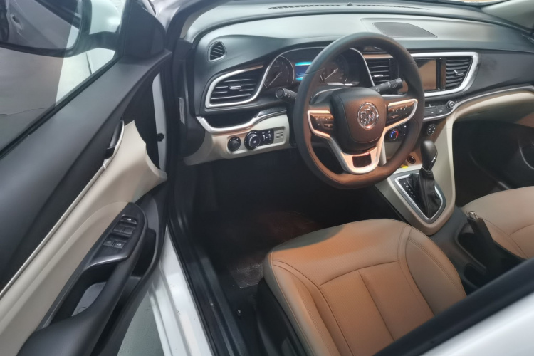 别克 英朗 2021款 典范 1.5L 自动精英型中控内饰7003