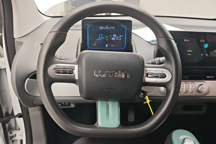 长安启源 长安Lumin 2022款 210km 香甜款中控内饰13