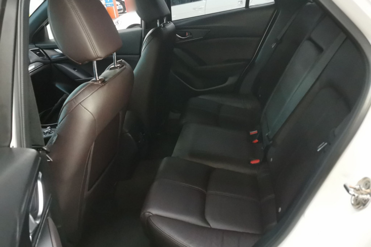 马自达CX-4 2021款 2.0L 自动两驱蓝天品位版中控内饰21