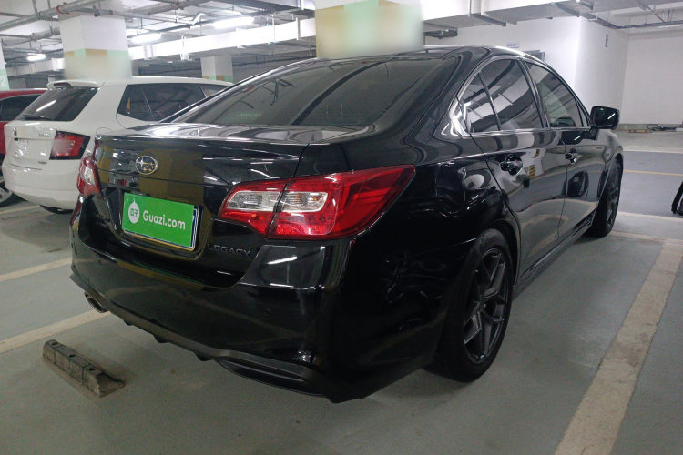 斯巴鲁 力狮 2020款 改款 2.5i 荣耀限量版 EyeSight车身外观7