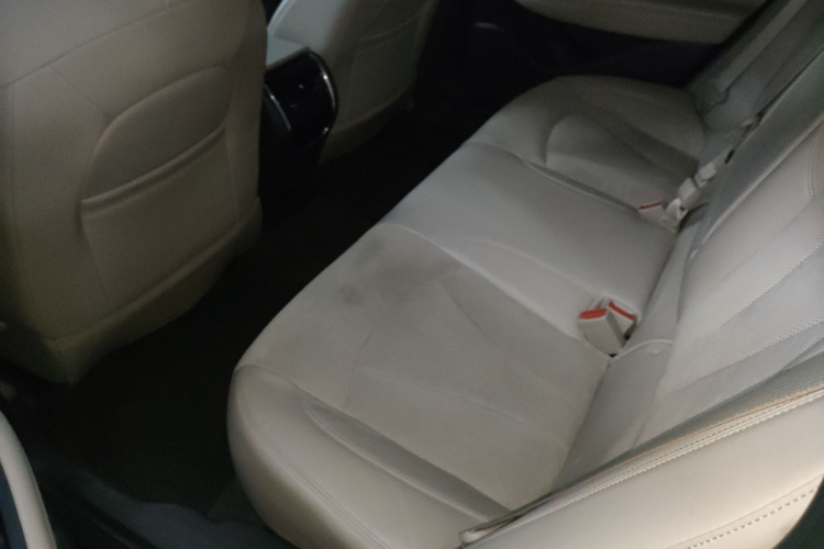 别克 君越 2018款 30H 精英型中控内饰7004