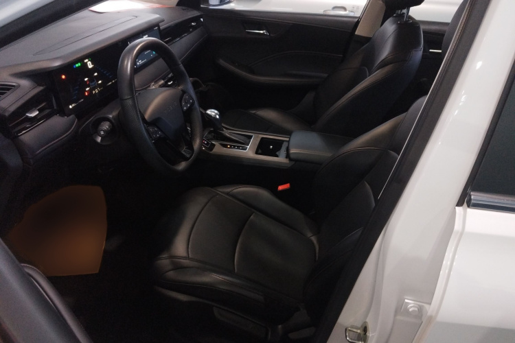 荣威i5 2023款 1.5L CVT尊荣版局部细节19