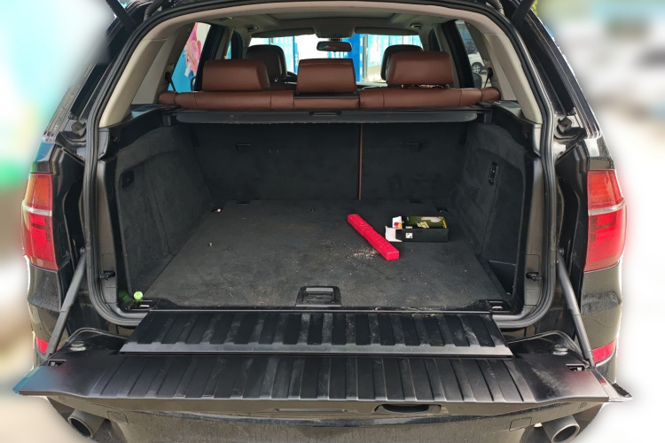 宝马X5(进口) 2013款 xDrive35i 领先型局部细节23