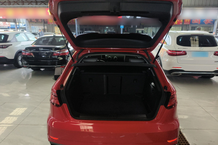奥迪A3 2018款 30周年年型 Sportback 35 TFSI 时尚型局部细节23