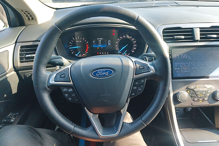 福特 蒙迪欧 2018款 EcoBoost 180 智控时尚型 国VI局部细节13