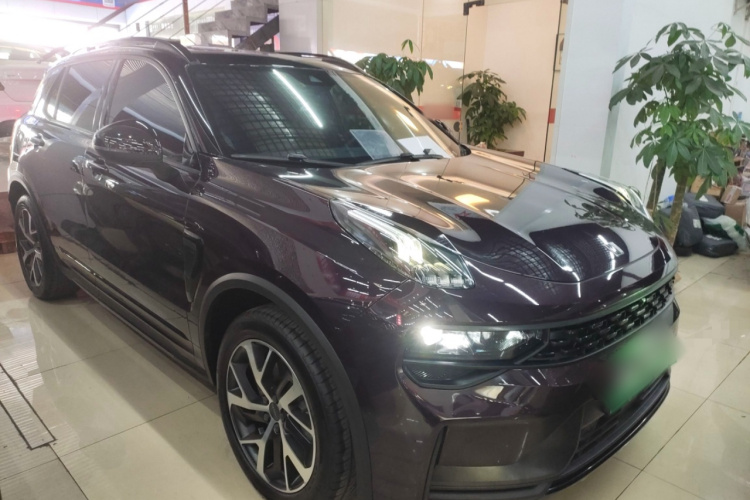 领克01 EM-P 2021款 1.5TD PHEV Halo车身外观3