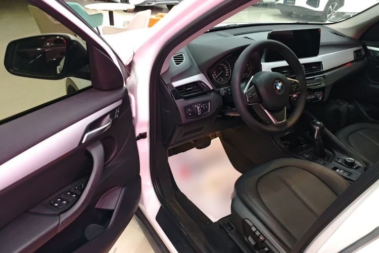 宝马X1 2018款 sDrive18Li 时尚型中控内饰7003