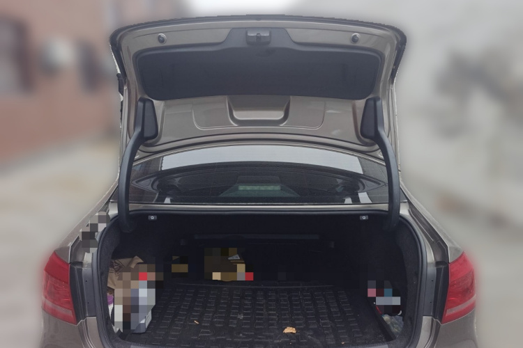 大众 帕萨特 2013款 1.8TSI DSG尊荣版局部细节23