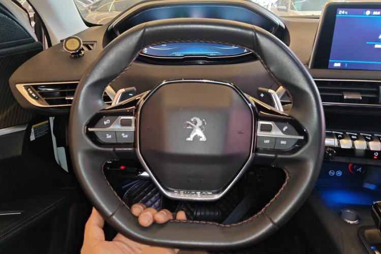 标致4008 2017款 350THP 精英版局部细节13