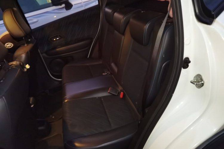 思铭 东风本田X-NV 2020款 风驰版中控内饰21