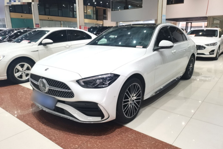 奔驰C级 2023款 C 260 L 运动版车身外观1