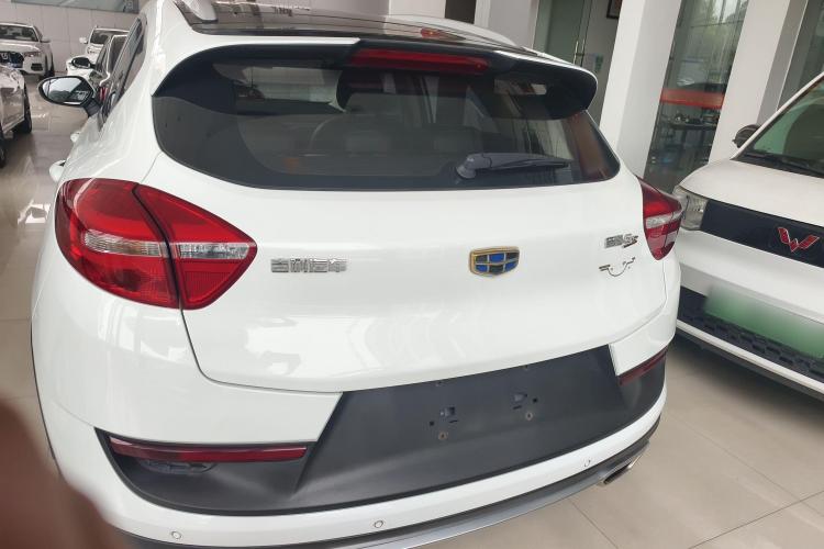 吉利汽车 帝豪GS 2016款 运动版 1.8L 手动领尚型车身外观6