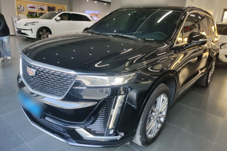 凯迪拉克XT6 2021款 2.0T 六座四驱豪华型车身外观1