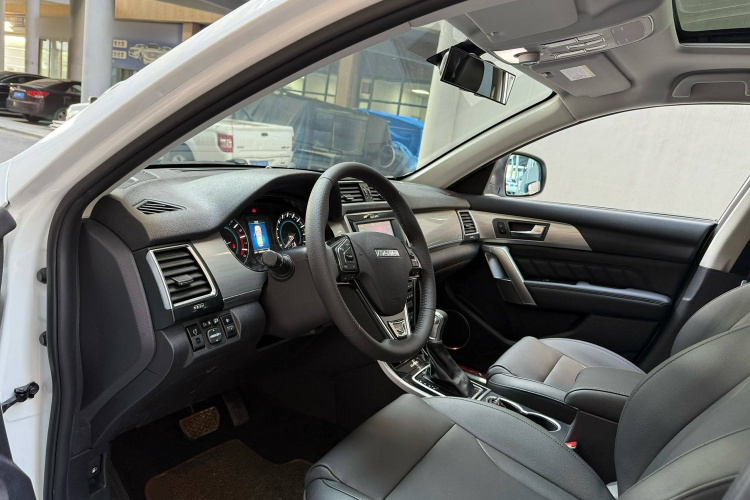 哈弗H2 2016款 红标 1.5T 自动两驱豪华型中控内饰7002