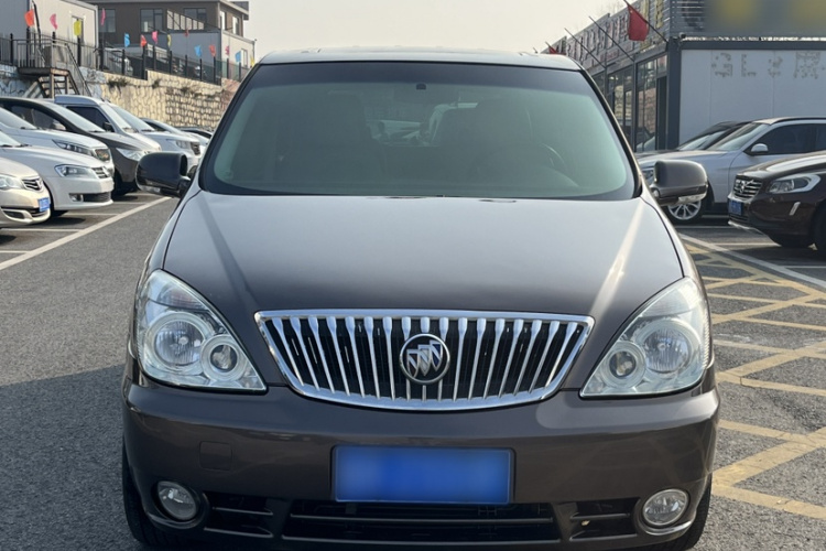 别克GL8 2014款 2.4L 行政版车身外观6006