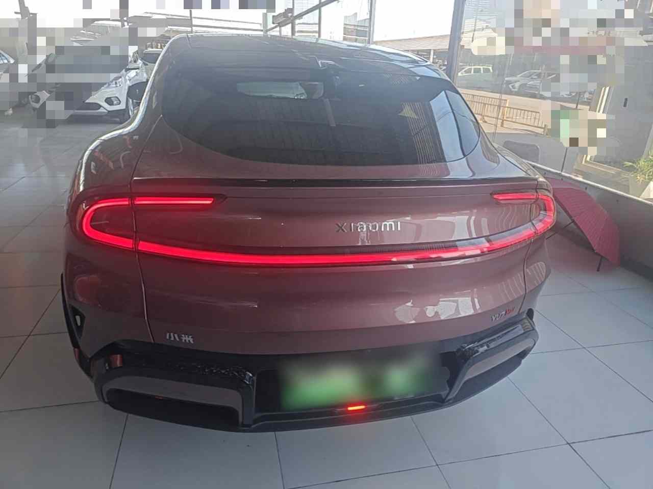 小米汽车 小米YU7 2025款 超长续航高性能四驱Max版(4)