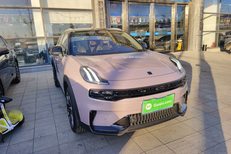 领克06 2023款 Remix 1.5T Shero车身外观3