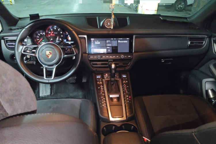 保时捷 2018款 Macan 2.0T中控内饰12