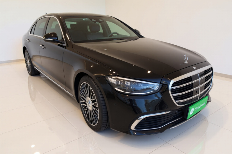 奔驰S级 2021款 S 400 L 商务型车身外观3