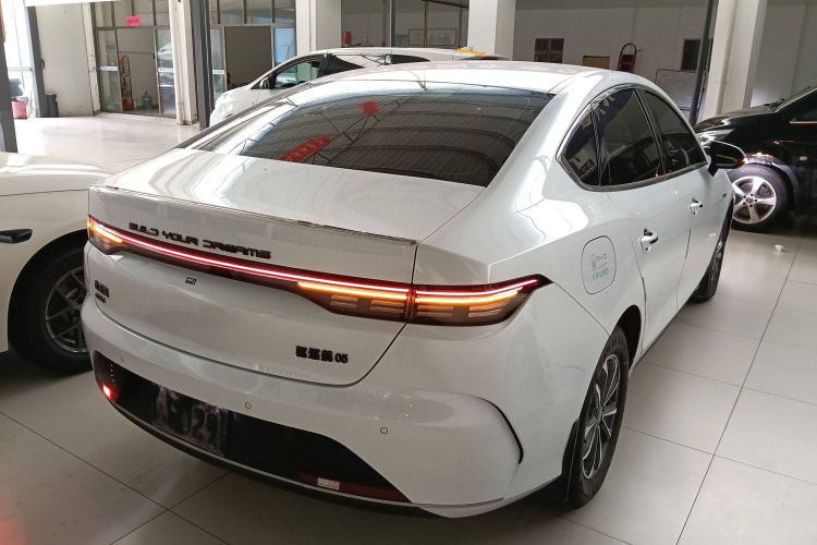 比亚迪 驱逐舰05 2024款 荣耀版 DM-i 55KM 豪华型车身外观6005