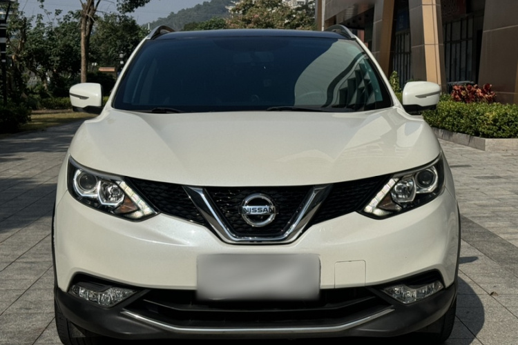 日产 逍客 2017款 2.0L CVT豪华版 国V车身外观6008