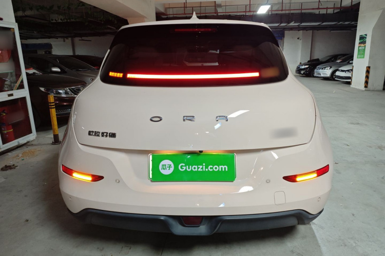 欧拉好猫 2022款 莫兰迪版 400km标准续航 尊贵型 三元锂车身外观6004