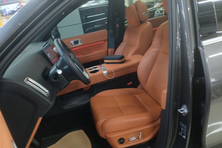 理想汽车 理想L6 2024款 Pro中控内饰19