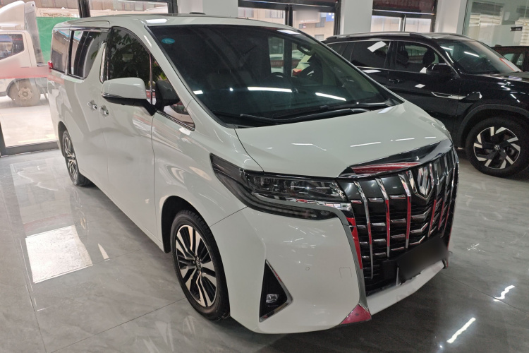 丰田 埃尔法 2018款 改款 3.5L 尊贵版车身外观3