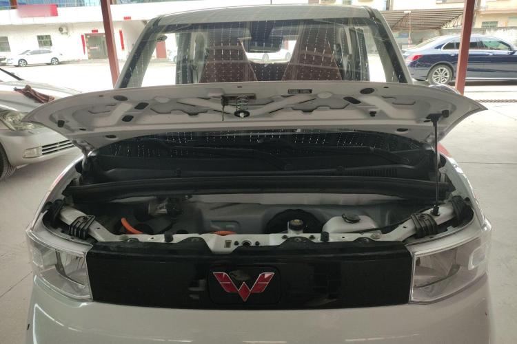 五菱汽车 宏光MINIEV 2022款 轻松款 磷酸铁锂机舱底盘24