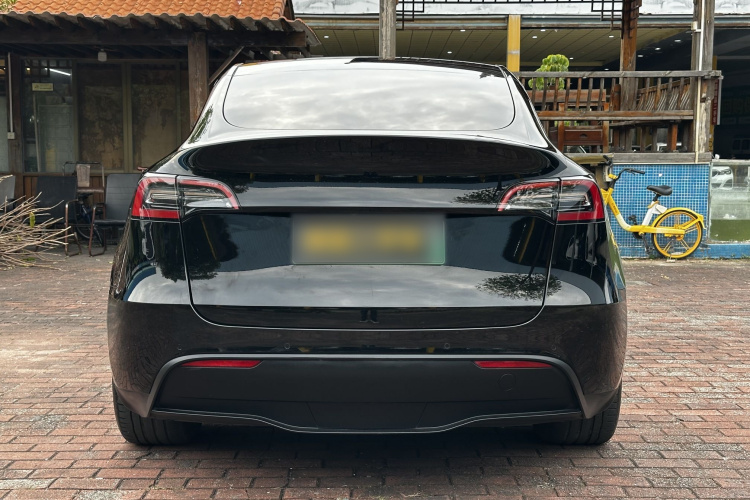 特斯拉 Model Y 2022款 后轮驱动版车身外观6004
