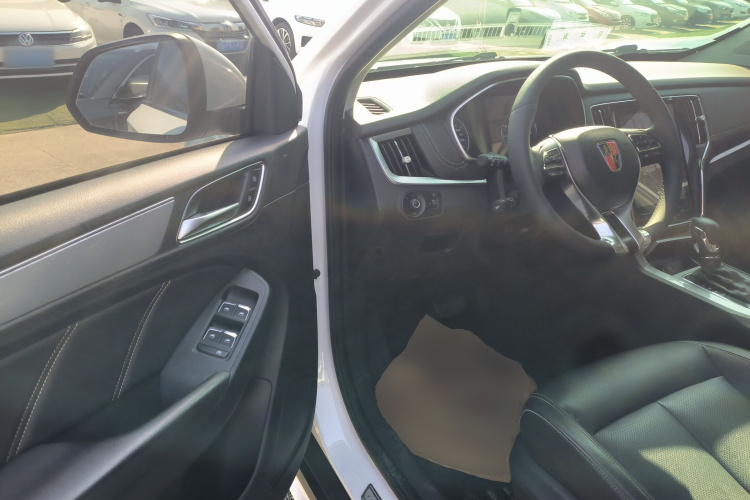 荣威RX5 2020款 20T 自动4G互联超越旗舰版中控内饰7003