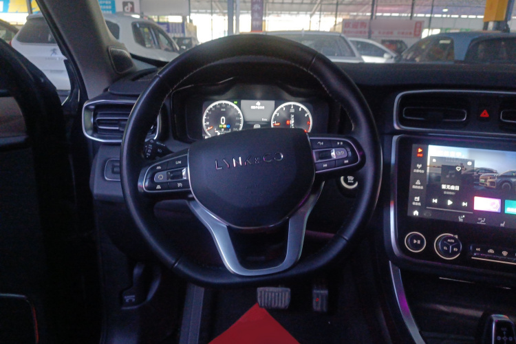 领克01 2019款 2.0T 两驱型Pro版 国VI局部细节13