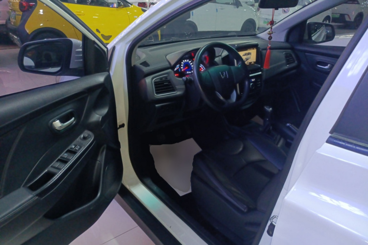 纳智捷 锐3 2016款 1.6L 手动智享型中控内饰20