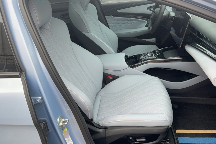 比亚迪 海豹 2022款 700km 长续航后驱版局部细节41