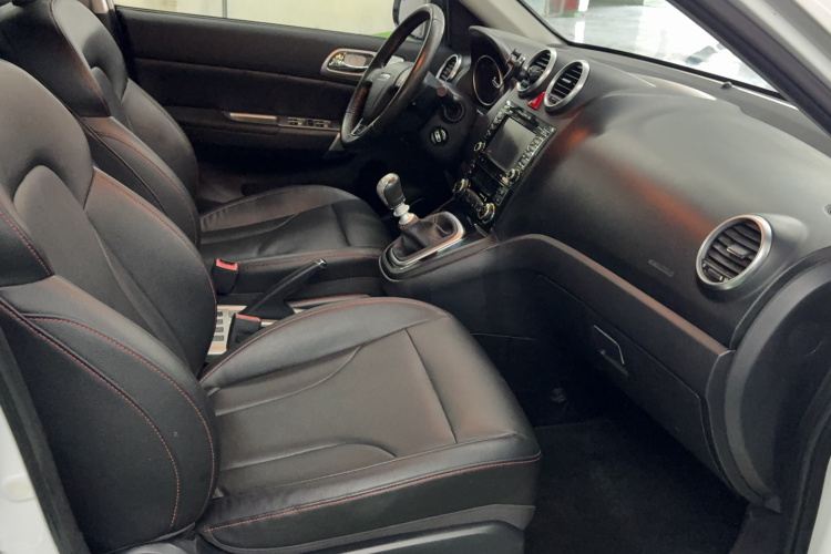 哈弗H6 2016款 升级版 1.5T 手动两驱精英型中控内饰7009