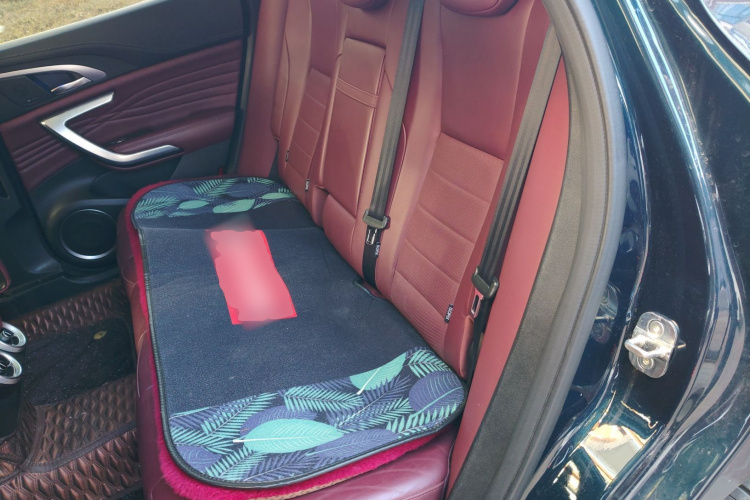 魏牌 VV7 2019款 升级款 2.0T 旗舰型 国V中控内饰21